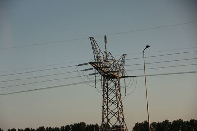 electricity pylon