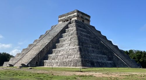 Chichén itzá pyramid 