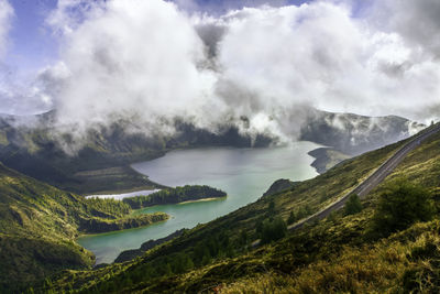 Amazing view of fire lake lagoa do fogo in são miguel island - azores - portuga