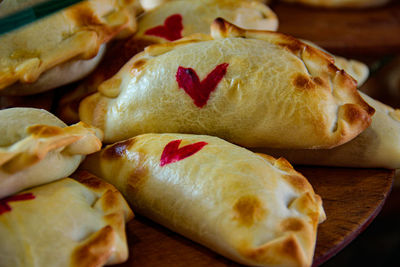Close-up of bread in plate on table