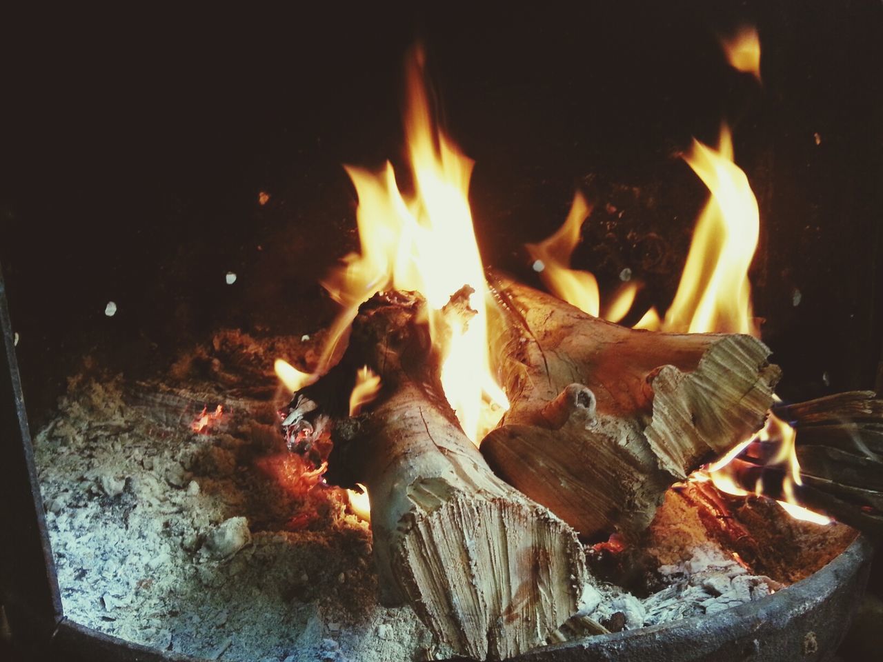 flame, burning, fire - natural phenomenon, heat - temperature, bonfire, firewood, fire, glowing, night, campfire, heat, wood - material, fireplace, motion, log, close-up, orange color, high angle view, wood, dark