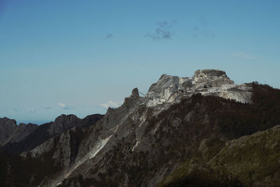  marble mines in tuscany