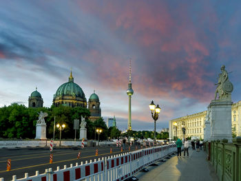 Berliner dom und fernseherturm, berlin, deutschland, europa