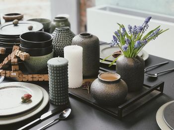 Close-up of flowers in vase on table