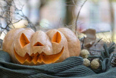 Close-up of pumpkin on cutting board