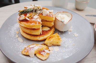 Close-up of pancake in plate on table