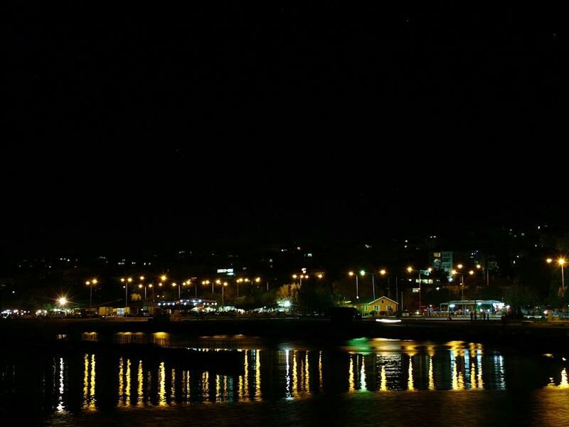 night, illuminated, water, architecture, built structure, river, waterfront, building exterior, city, reflection, cityscape, connection, clear sky, bridge - man made structure, copy space, sky, dark, no people, bridge, light