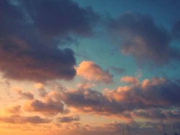 Low angle view of cloudy sky