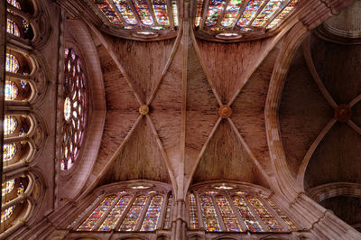 Low angle view of ceiling of temple