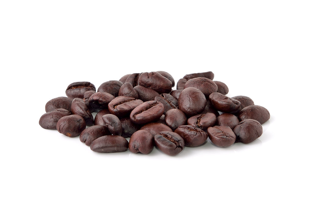 CLOSE-UP OF COFFEE BEANS