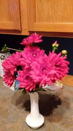 Close-up of pink flowers