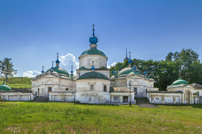 Church of paraskeva friday at torgu or church of nativity of the blessed virgin, staritsa, russia