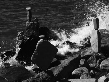 Waves splashing on rocks