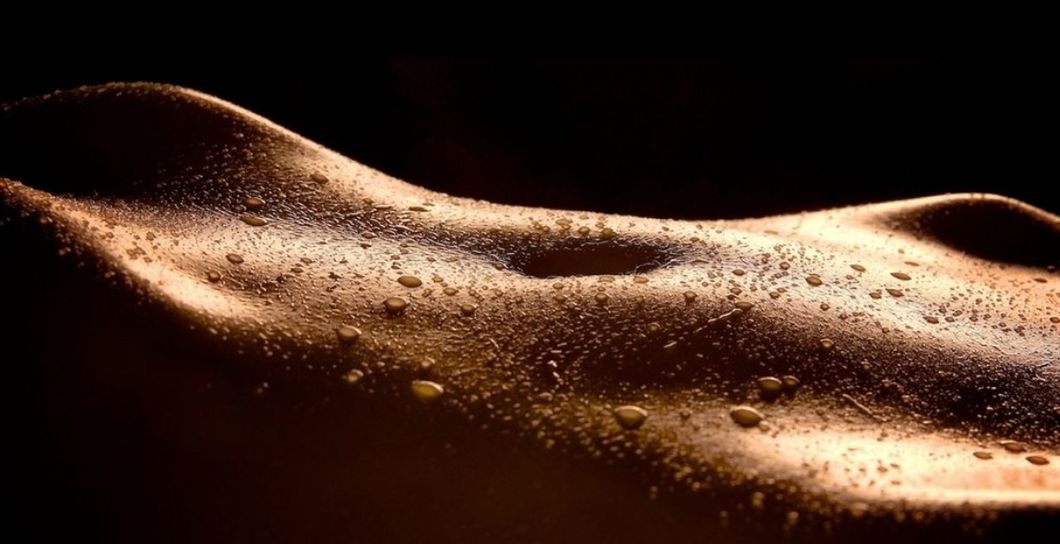 close-up, indoors, water, black background, no people, food and drink, drop, wet, selective focus, studio shot, nature, body part, drink, refreshment, skin, abstract