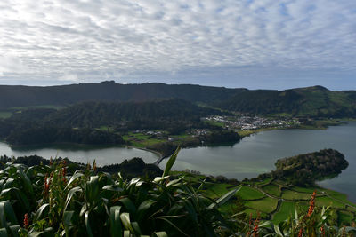 Beautiful pair of twin lakes on sete cidades.