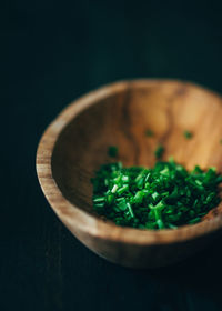 Close-up of chopped chive in bowl