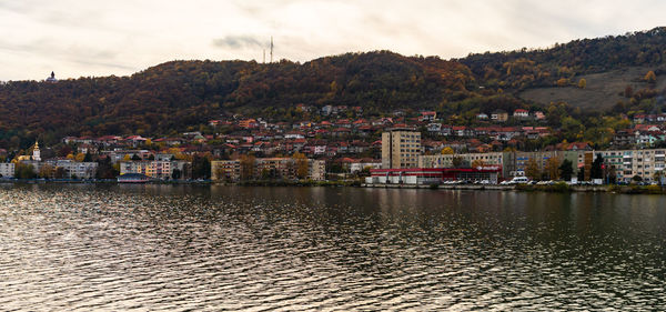 River by town against sky