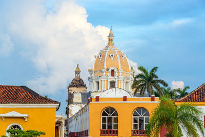 San pedro claver church against cloudy sky