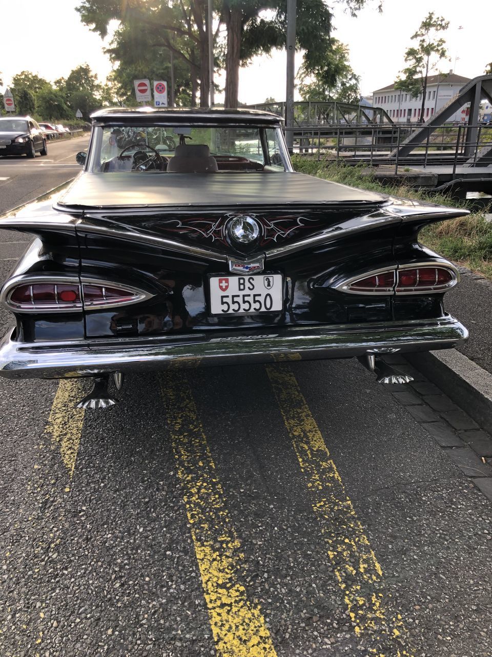 CAR PARKED ON ROAD