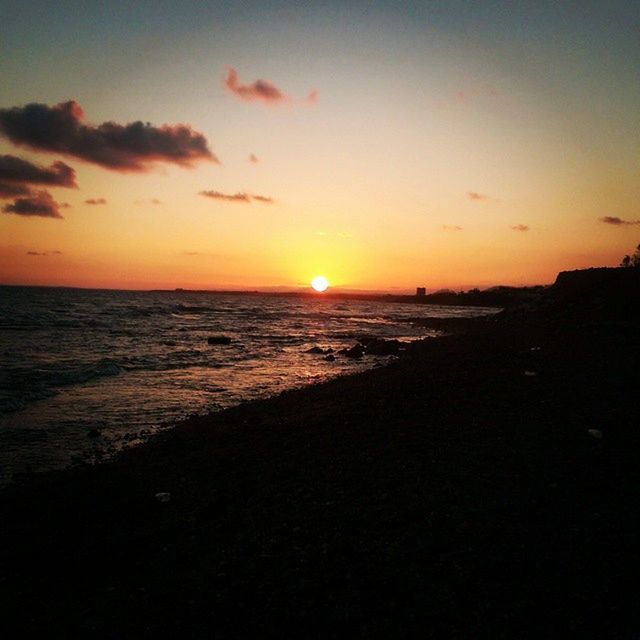 sunset, sea, horizon over water, water, beach, scenics, tranquil scene, beauty in nature, shore, tranquility, sun, sky, orange color, idyllic, nature, silhouette, coastline, reflection, sunlight, sand