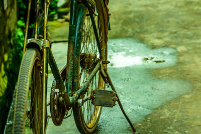 Abandoned bicycle on street