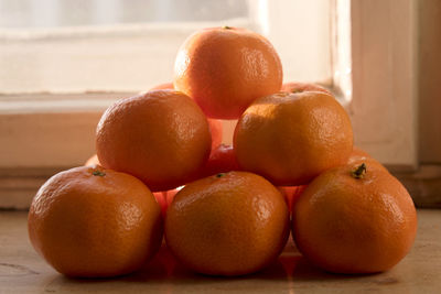 Close-up of oranges