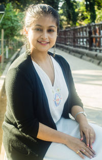 Portrait of a smiling young woman