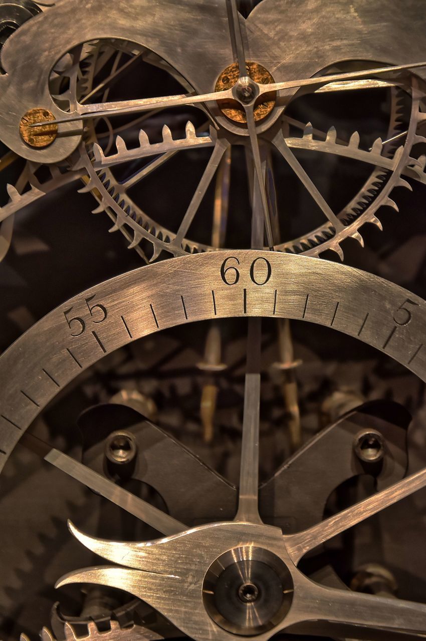 CLOSE-UP OF CLOCK WHEEL