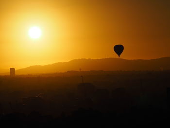 hot air balloon