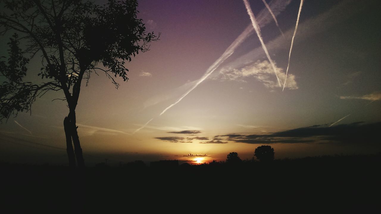 sunset, sky, nature, beauty in nature, silhouette, vapor trail, no people, scenics, tranquil scene, outdoors, day