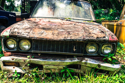 Abandoned car