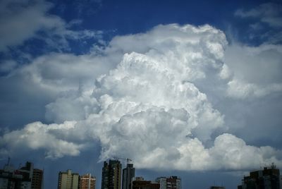 Low angle view of cloudy sky