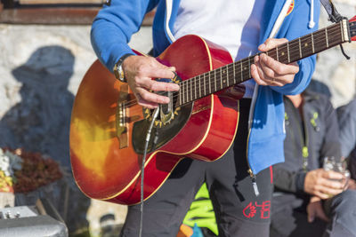 Man playing guitar