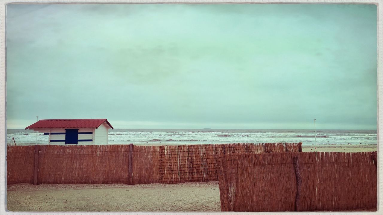 VIEW OF SEA AGAINST SKY