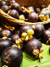 Close-up of grapes