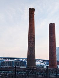 Twin power house cooling towers