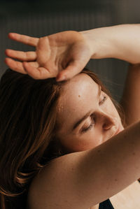 Close-up of young woman hand