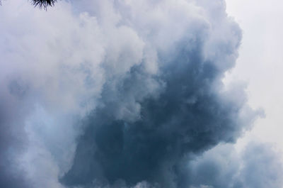 Low angle view of cloudy sky