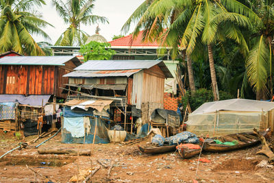 Houses by the lake side of tonle sap