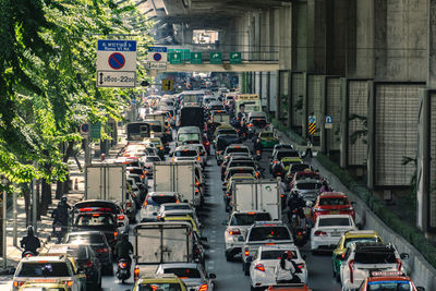 Traffic on road in city