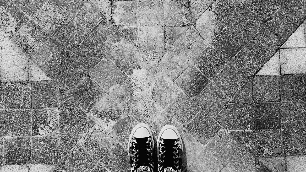 architecture, wall - building feature, built structure, high angle view, wall, puddle, day, indoors, street, old, sunlight, shadow, arch, building exterior, textured, weathered, reflection