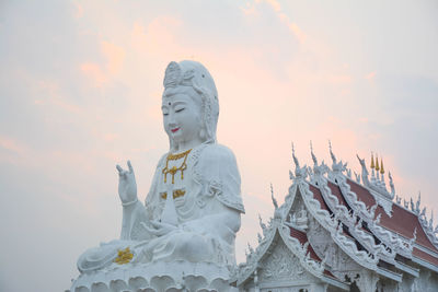 Beautiful white statues of the ancient guanyin are large