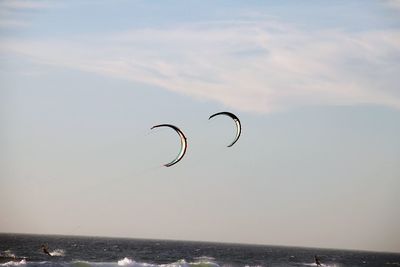 In sync... kite surfers paradise.