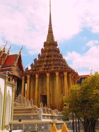 Exterior of temple building against sky