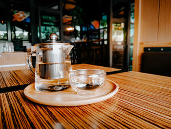 Tea set in the restaurant