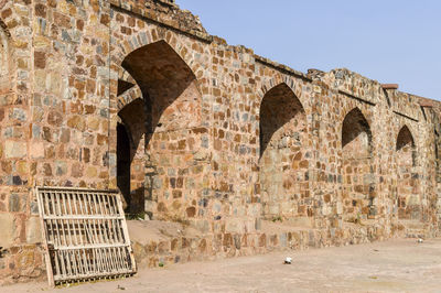 View of old ruin building against sky