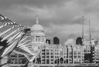 Millenium bridge and saint paul's cathedral