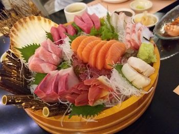 Close-up of sushi in plate on table