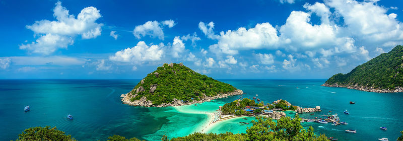 Panoramic view of sea against sky