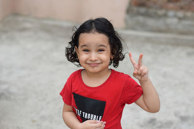 Portrait of cute girl smiling